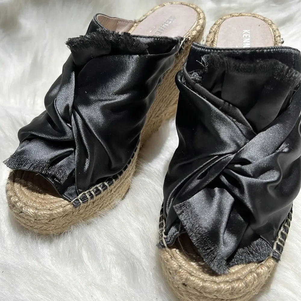 Kenneth Cole Gunmetal Grey Satin Espadrilles Wedge‎ Sandals Size 7.5M.  B83